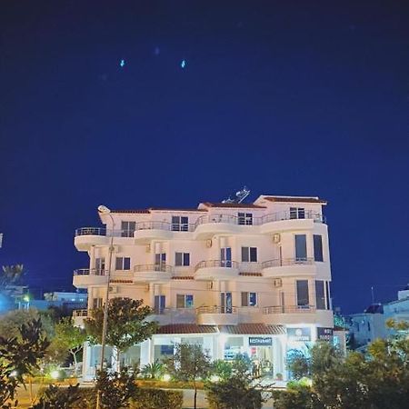 Hotel Mariksel Ksamil Exteriör bild
